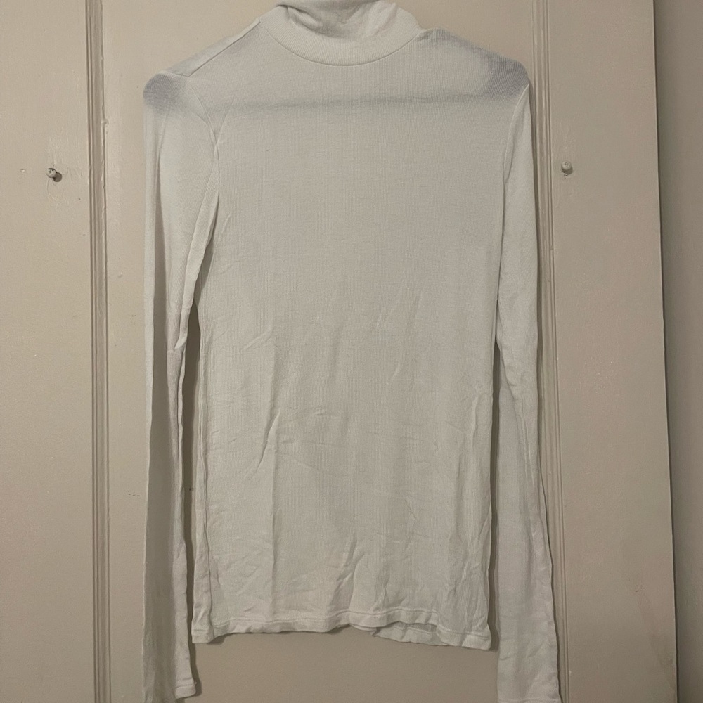 White long turtle neck